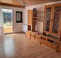 Wohnung zu vermieten - 750,00 EUR Kaltmiete, in Albertshofen (PLZ: 97320)