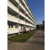 Seniorengerechte 2 Raum- Wohnung mit Aufzug in Bitterfelder Innenstadt - Bitterfeld-Wolfen