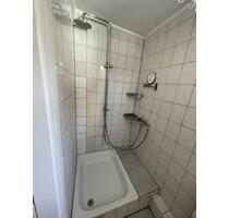 2 ZImmer Küche Bad in bester Lage direkt am Weinberg 3.OG - Kassel Südstadt