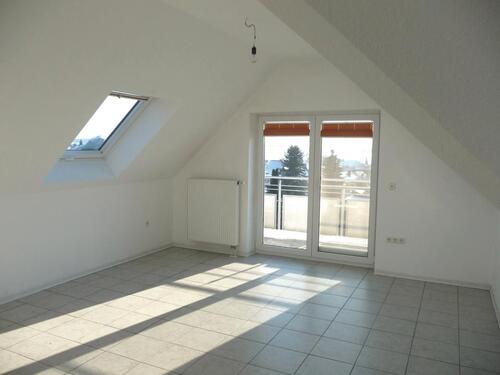 Foto - Tolle Loggiawohnung - 568,00&nbsp;EUR Kaltmiete, ca.&nbsp; 75,00&nbsp;m&sup2;