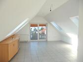 Foto - 2.5 Zimmer Dachgeschoßwohnung zur Miete in Niederaula