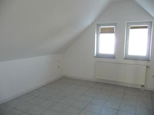 Foto - Dachgeschoßwohnung in Niederaula zur Miete