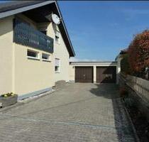 Dachgeschosswohnung, 91 113 qm, 3,5 Zimm., Doppelgarage, Garten - Wald