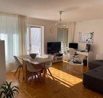 2 Zimmer Wohnung in Zuffenhausen EBK+Balkon+Tiefgarage - Stuttgart