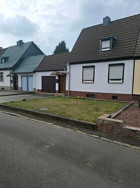 Foto - Doppelhaushälfte - 135.000,00&nbsp;EUR Kaufpreis, ca.&nbsp; 110,00&nbsp;m&sup2;