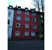 MEHRFAMILIENHAUS - 495.000,00&nbsp;EUR Kaufpreis, ca.&nbsp; 350,00&nbsp;m&sup2; in Essen (PLZ: 45143) Stadtbezirk III