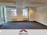 Foto - Gewerbeeinheit im Dachgeschoss mit 2 großen Büroräumen