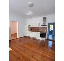 Erstbezug nach Teilrenovierung- 65qm Wohnung mit EBK im Ortskern - Großostheim Erstbezug nach Teilrenovierung- 65qm Wohnung mit EBK im Ortskern - Großostheim