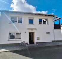 Einfamilienhaus - 210.000,00&nbsp;EUR Kaufpreis, ca.&nbsp; 178,00&nbsp;m&sup2; in Biedenkopf (PLZ: 35216)