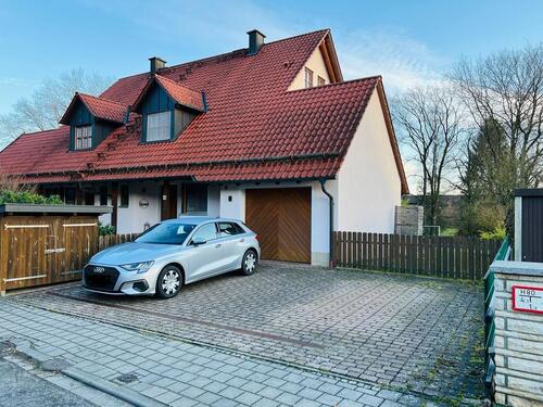 Foto - Doppelhaushälfte zu vermieten – Ortsteil Roth