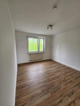 Foto - Erstbezug nach Renovierung! 2-Zimmer-Wohnung mit EBK und Balkon.