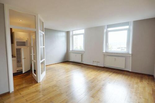 Foto - Schicke 4-Zimmer-Wohnung mit EBK & Stellplatz, Coburg zentrumsnah
