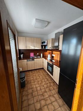 Foto - Helle 3-Zimmer-EG-Wohnung mit großem Balkon in ruhiger Lage von H