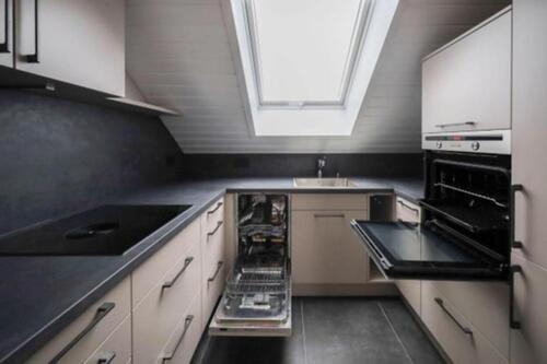 Foto - WG Zimmer Dachwohnung im 2. Stock zur Vermietung in Grenzach-Wyhl