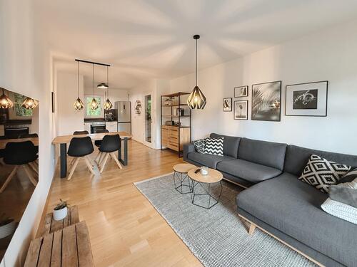 Foto - UNTERMIETE Okt 25 bis Jan 26: Moderne 2 Zimmer Wohnung Rosenheim