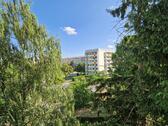 Foto - *Ab sofort- Gemütlich 2-Zimmer-Wohnung mit Wannenbad und Balkon ins Grüne!*