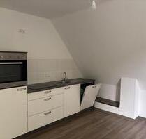 2-Zimmer-Dachgeschosswohnung mit Küche & Keller, Tiergartenbreite - Wolfsburg Alt-Wolfsburg