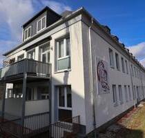 2-Raum-Wohnung in ruhiger Lage - 378,00&nbsp;EUR Kaltmiete, ca.&nbsp; 63,00&nbsp;m&sup2; in Aue-Bad Schlema (PLZ: 08280)