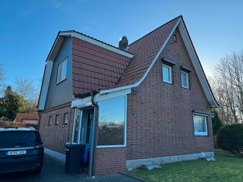 Foto - Einfamilienhaus Keller Dachboden Rampe Treppenlift Garage Kachelo