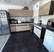 2,5Zimmer Wohnung in Kempten - 1.350,00&nbsp;EUR Kaltmiete, ca.&nbsp; 64,00&nbsp;m&sup2; in Kempten (Allgäu) (PLZ: 87437) Auf dem Lindenberg