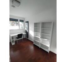 modernes Zimmer in 2er WG - 350,00&nbsp;EUR Kaltmiete, ca.&nbsp; 23,00&nbsp;m&sup2; in Greifswald (PLZ: 17489)