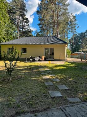 Foto - Haus zur Miete in Borkheide - 1.600,00 EUR Kaltmiete,