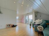 Foto - 3 Zimmer Dachgeschoßwohnung zur Miete in Baunatal