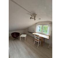 Studentenzimmer Altstadt - 400,00 EUR Kaltmiete, in Würzburg (PLZ: 97072) Sanderau