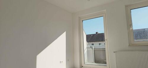 Foto - 3 Zimmer kernsaniert im 2. OG - 680,00 EUR Kaltmiete,