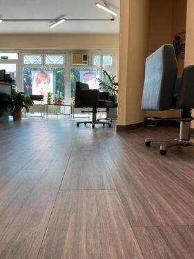 Foto - Stuhlmiete im stilvolle Friseursalon in Bramfeld