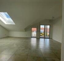 Mietwohnung - Dachgeschoss - 882,00&nbsp;EUR Kaltmiete, ca.&nbsp; 90,00&nbsp;m&sup2; in Viechtach (PLZ: 94234)