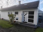 Foto - Haus mit Garage Ortsteil Lindenhof zu verkaufen
