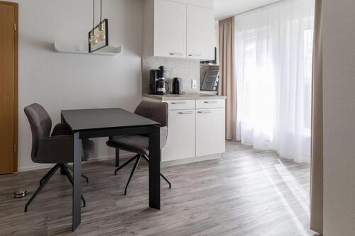 Foto - Gemütliche, voll möblierte 1-Zimmer-Wohnung in ruhiger Lage mit Parkplatz