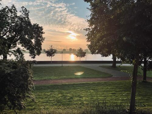 Foto - TRAUMWOHNUNG in Krefeld Uerdingen mit Rheinblick