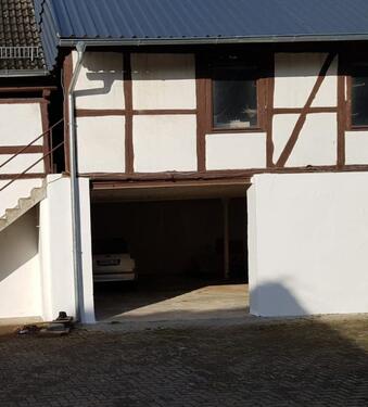 Foto - Garagenstellplatz für Motorräder, Roller oder E-Bikes