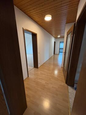 Foto - Mietwohnung in Nieder Rosbach 105 qm OG