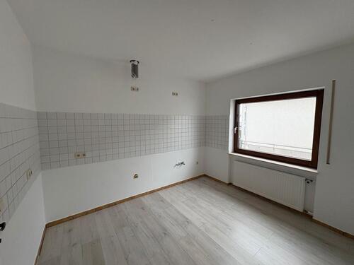 Foto - 4.5 Zimmer Dachgeschoßwohnung zur Miete in Rosbach vor der Höhe