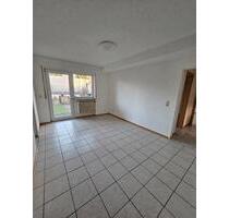 3 Zimmer Souterrainwohnung 78m² (ideal für 1-2 Personen) - Homburg