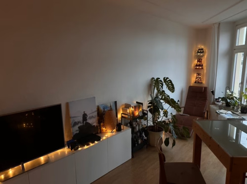 Foto - 2 Zimmer Wohnung - 700,00&nbsp;EUR Kaltmiete, ca.&nbsp; 67,00&nbsp;m&sup2;