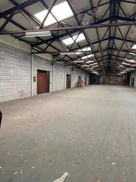 Foto - 1050m² LAGERHALLE ZU VERMIETEN - PROVISIONSFREI