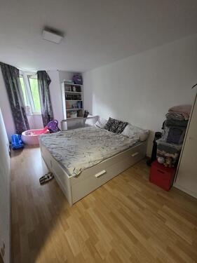 Foto - Geräumige Etagen-Wohnung in citynaher Lage von KR-Cracau zu vermieten
