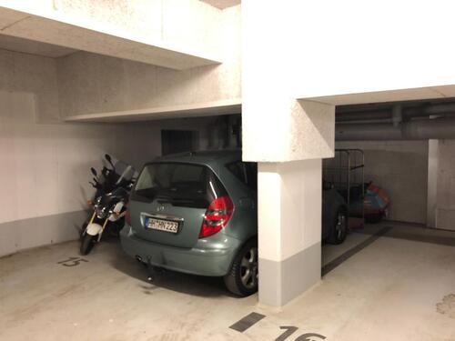 Foto - Breiten Stellplatz inkl. Wallbox Altona Neue Mitte