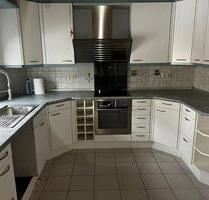 2,5-Zimmer-Wohnung EG mit großer Terrasse & 30 m² Keller – ca. 82 - Rüsselsheim am Main