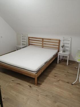 Foto - ein Zi. frei von möbiliziert Vier Zimmer Wohnung 7Km von Zentrum