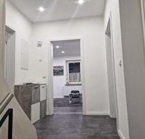 Schöne Wohnung in Gosenbach - 800,00&nbsp;EUR Kaltmiete, ca.&nbsp; 88,00&nbsp;m&sup2; in Siegen (PLZ: 57080) Eiserfeld