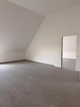 Foto - 3 Zimmer Dachgeschoßwohnung zur Miete in Erlensee