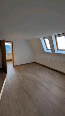 Foto - 2 Zimmer Dachgeschoßwohnung zur Miete in Wilkau-Haßlau