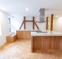 Exklusive 3-Raum Wohnung im perfekt sanierten Altbau, Wärmepumpe - Lichtenstein (Sachsen)