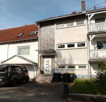 Provisionsfrei! Großes Haus mit 2 Einheiten & Einliegerwohnung - Alsfeld