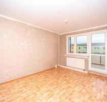 Familienwohnung mit Balkon - 355,00 EUR Kaltmiete, in Eisleben (Lutherstadt) (PLZ: 06295)